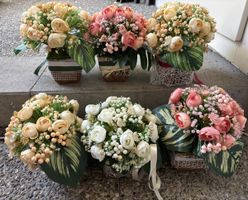 Wunderschöne künstliche Blumen-Deko