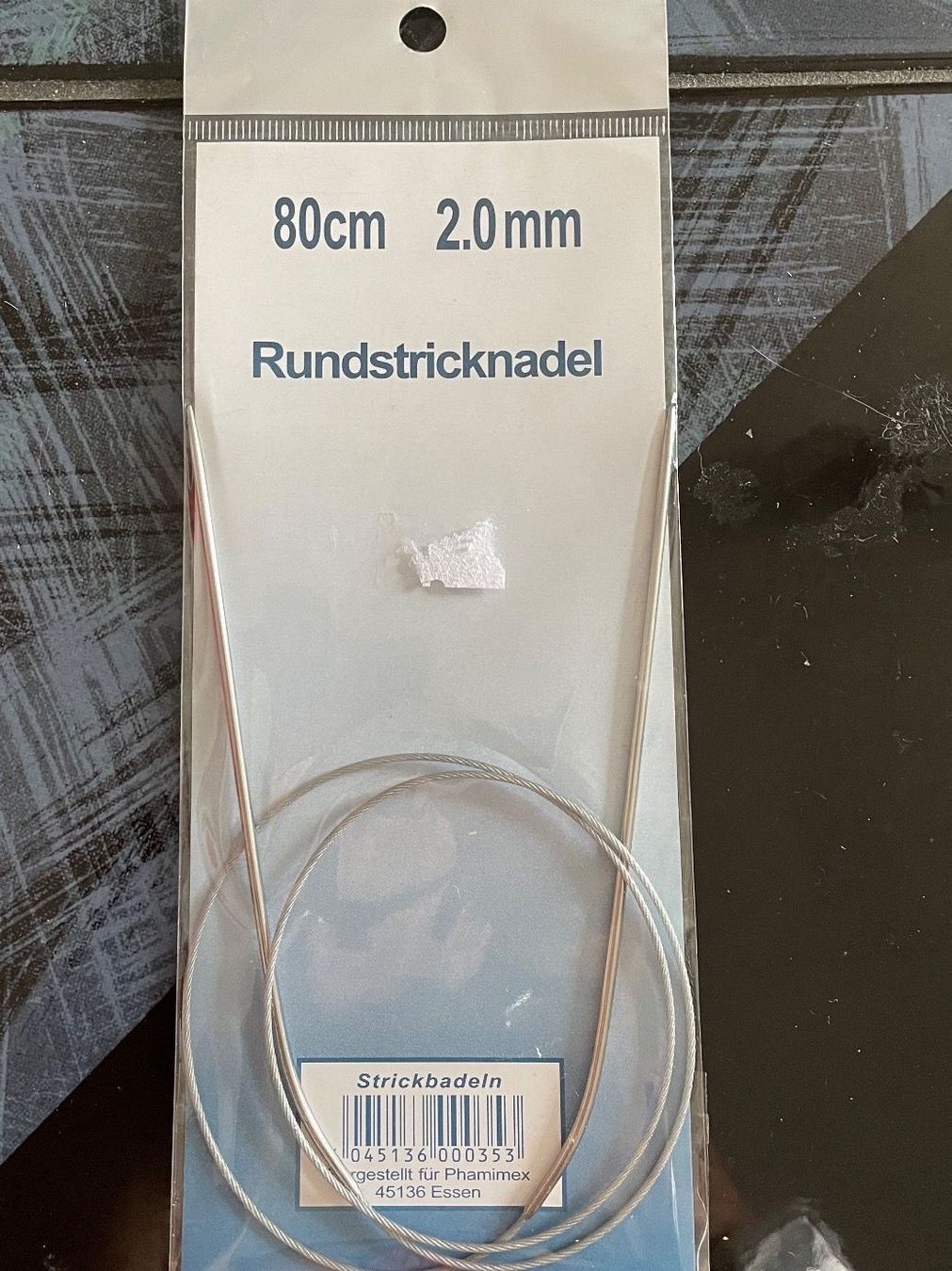 Ferri: Rundstricknadel 80cm Grösse 2mm stricken Nadel – Nuovo e nell'imballaggio originale da Buchs SG venduto da Billikatze5