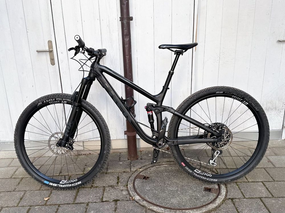 Trek deals 1700 bike