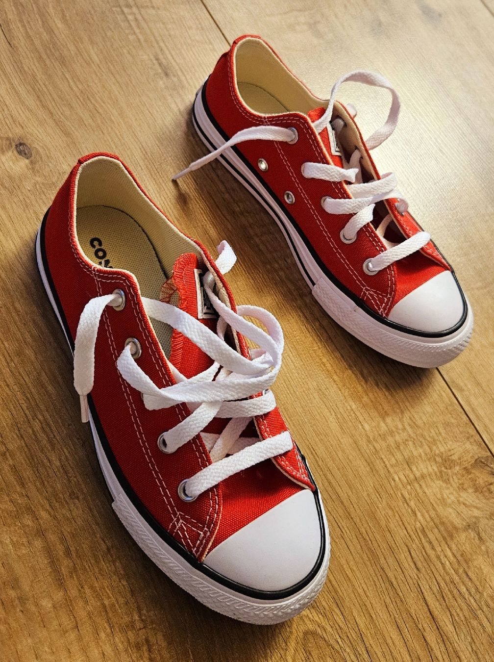Converse Scarpe da uomo: Kinder Schuhe von Converse ALL STAR Gr. 33 – Nuovo (secondo la descrizione) da Rhäzüns venduto da inf_rcj7 5