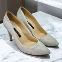 Escarpins Alberto Zago Milano cuir véritable. Pointure 37.5