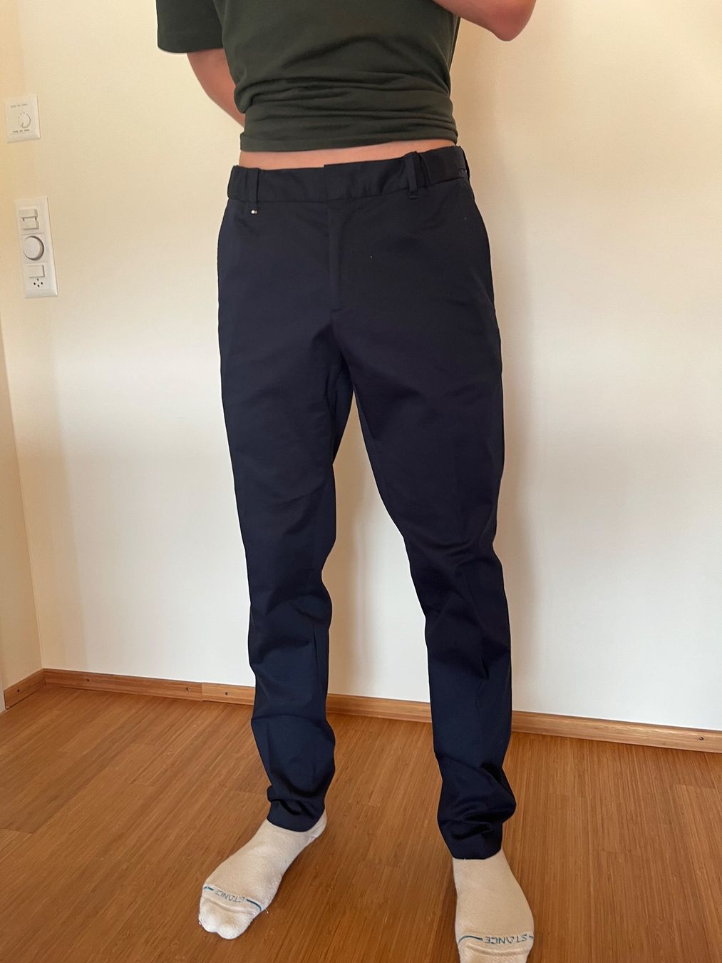 Hugo Boss Pantalons: Boss Slim Fit Anzughose dunkelblau – D'occasion à Baar par Brigittedi 5