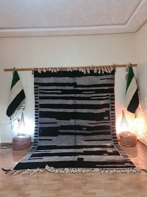 Tappeti: Tapis marocain unique ? Style bohème et moderne – Usato da Crans-Montana venduto da AtlasWoolWorks 4