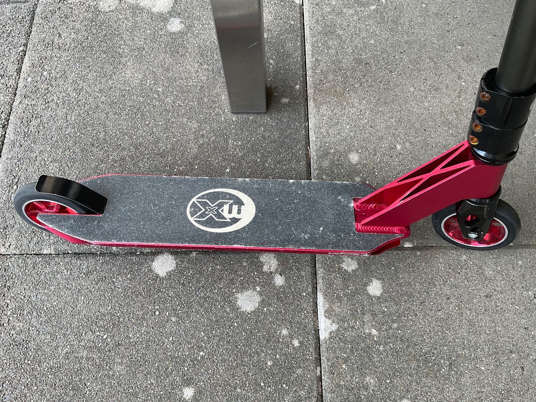 Scooter: Stuntscooter Micro Xtreme rot schwarz – Usato da Kirchberg SG venduto da anfama 1