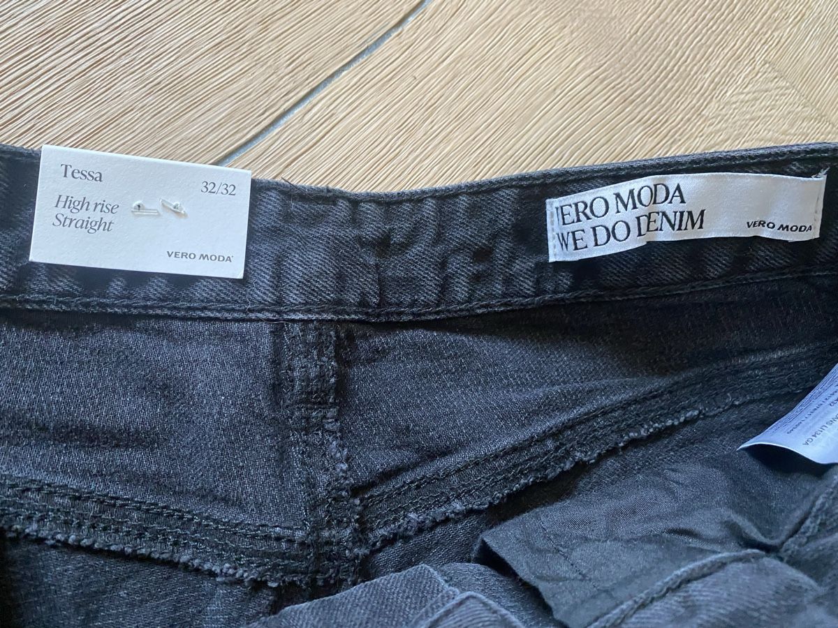 Vero Moda Jeans: Jeans- High Rise Straight – Neu (gemäss Beschreibung) aus Brig von Melina_25 1