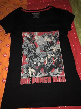T-shirt manga femme taille M: One Punch Man
