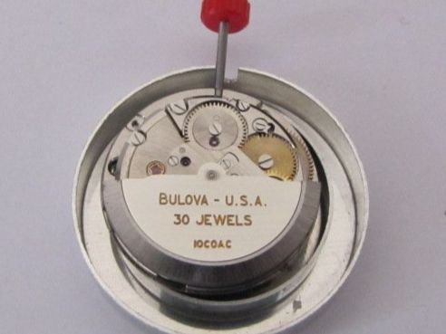 Bulova Orologi: 2 BULOVA Automatic Uhrwerke, 10 COAC USA. NOS – Nuovo (secondo la descrizione) da Pieterlen venduto da Flipper0 4