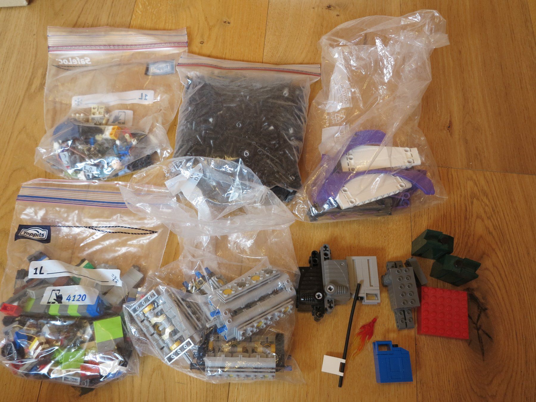 Lego Giocattoli: Lego Teile  ca. 700 gr. – Usato da Bettmeralp venduto da stermei