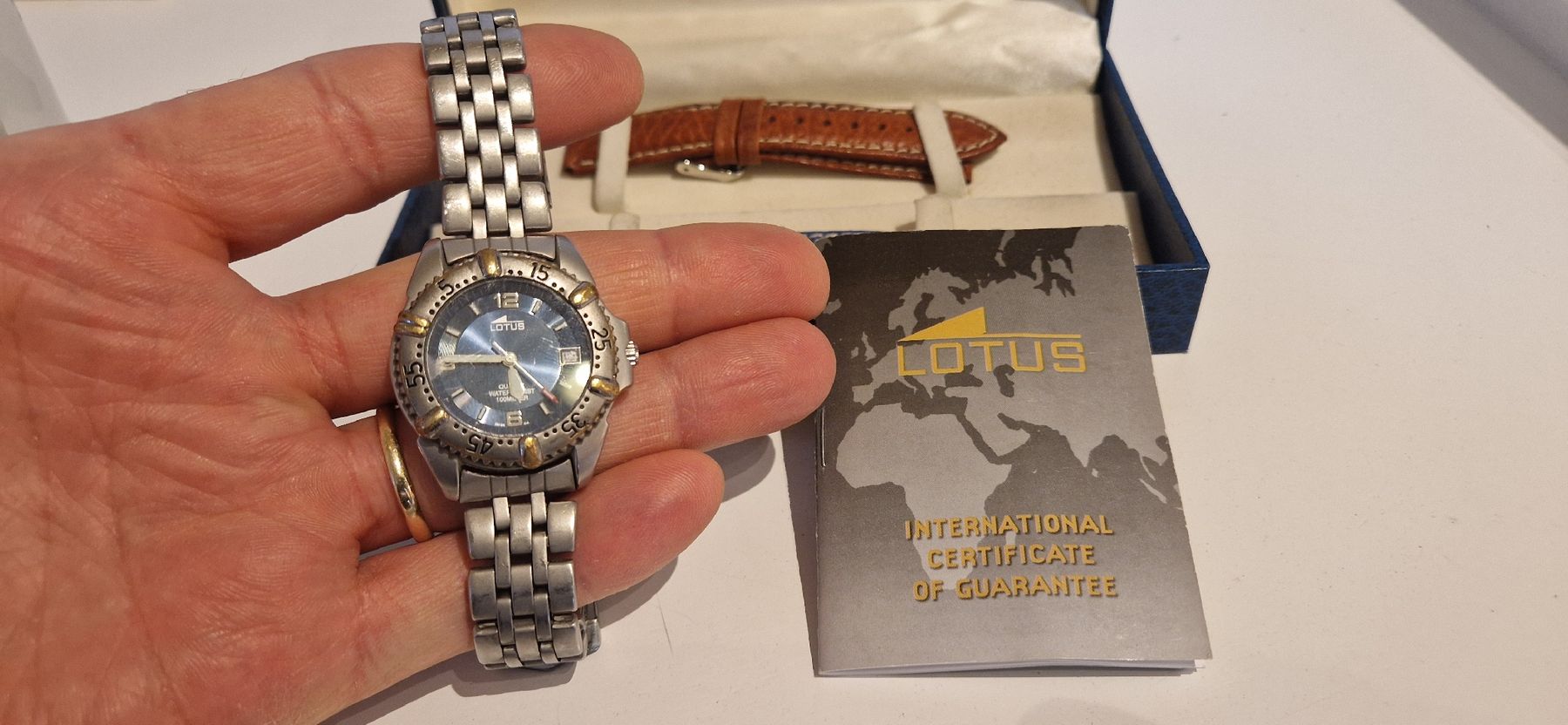Lotus Uhren: Lotus quartz watch – Gebraucht aus Burgdorf von maj_swz8 3