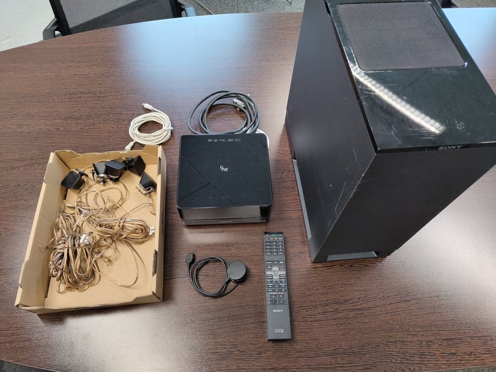 Sony DAVIS10 DVD Home Theatre System Kaufen auf Ricardo