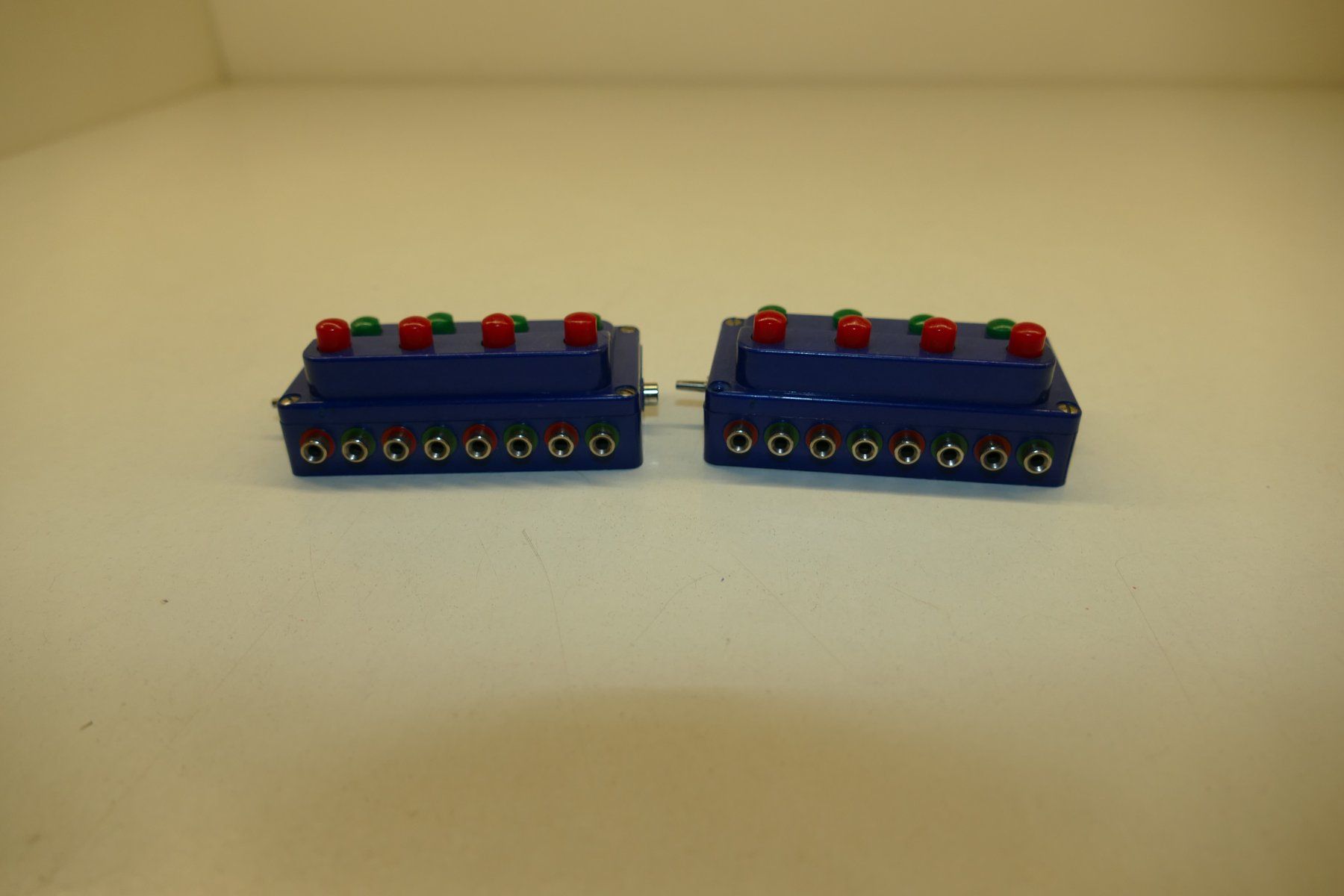 Märklin Modellini di ferrovie: Märklin H0: 2xStellpult Einheit 4 – Usato da Niederhasli venduto da rail-duerst 3