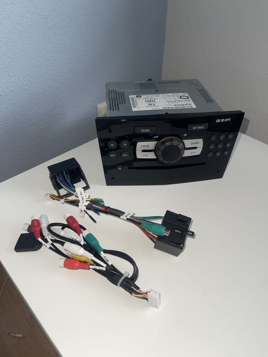 Radio: Opel CD 30 MP3 Original Autoradio inkl. Adapter – Usato da Oberhofen TG venduto da selina_jamiaca 2