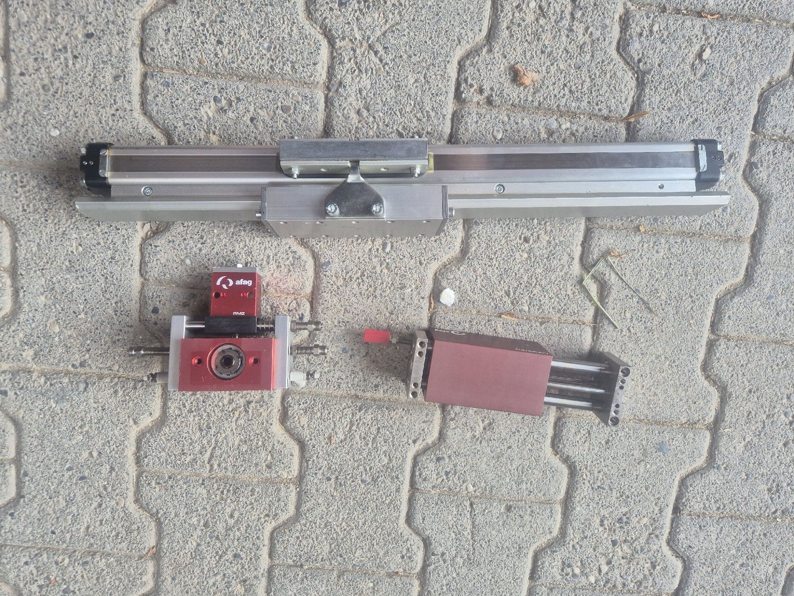Festo Altri prodotti elettronici: Festo Pneumatik Ventile und Zylinder – Usato da Röthenbach i. E. venduto da 3538ScaniaR420 6