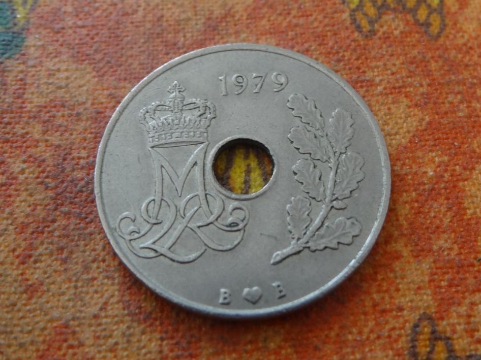 Toutes les monnaies: DANEMARK  25  Ore  1979 – D'occasion à Romanel-sur-Lausanne par Swift13