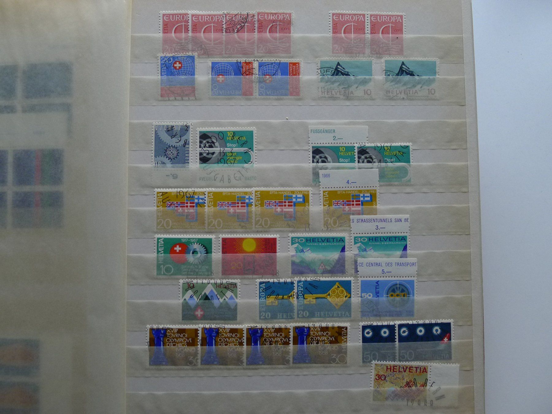 Tutti i francobolli: 4 Alben schweizer Briefmarken 79 Bildern – Usato da Dagmersellen venduto da q1w2e3r4 4