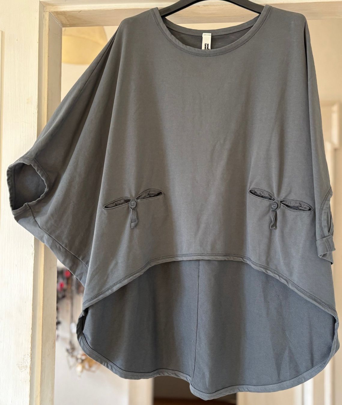 Pulls & Sweat-shirts: OVERSIZE SWEAT-SHIRT EN COTON! M – Neuf avec emballage d'origine à Locarno par NicoNion 1