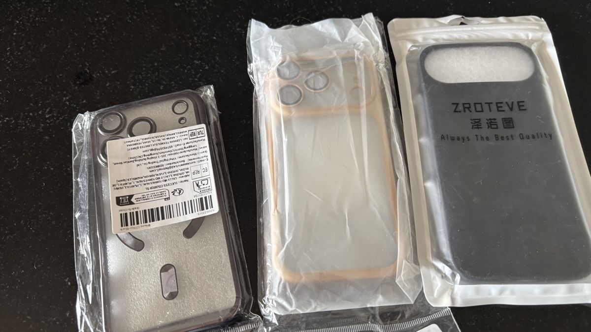 Apple Covers & Schutzfolien: Neue Apple iPhone 17 Pro und Air Cases, Cover – Neu und originalverpackt aus Lengnau BE von 4ConsultingSolutions 2