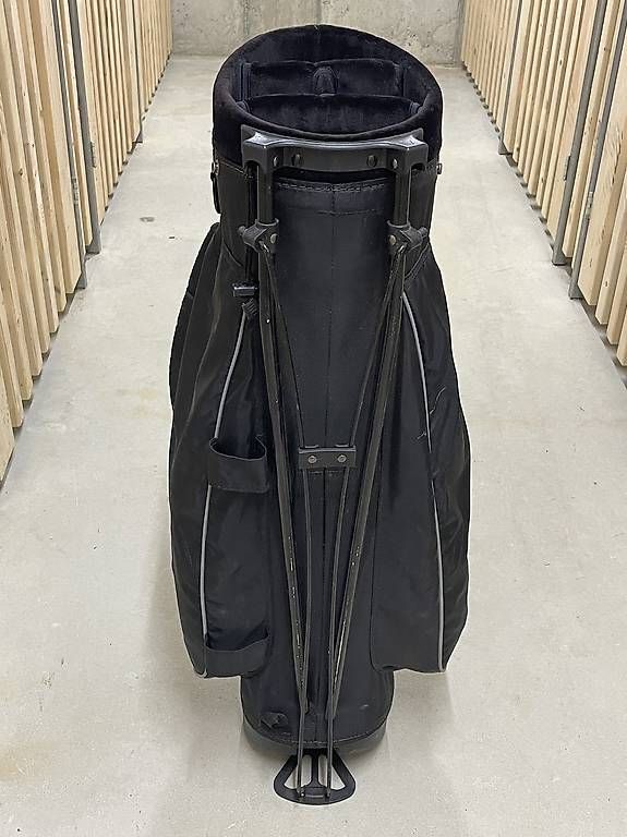 Nike Borse: Golf Standbag Nike – Usato da Bern venduto da mia_8nfn 3