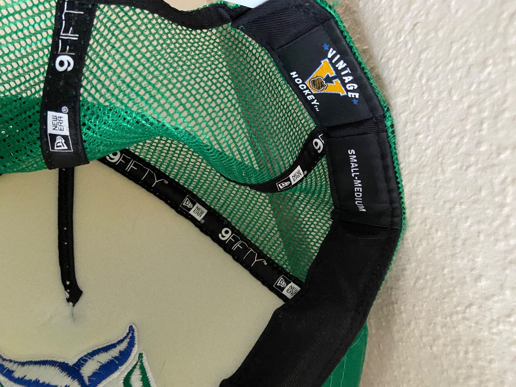 New Era Copricapi, berretti & cappellini: Hartford Whalers New Era Cap – Usato da Muttenz venduto da bargain_hunter 2