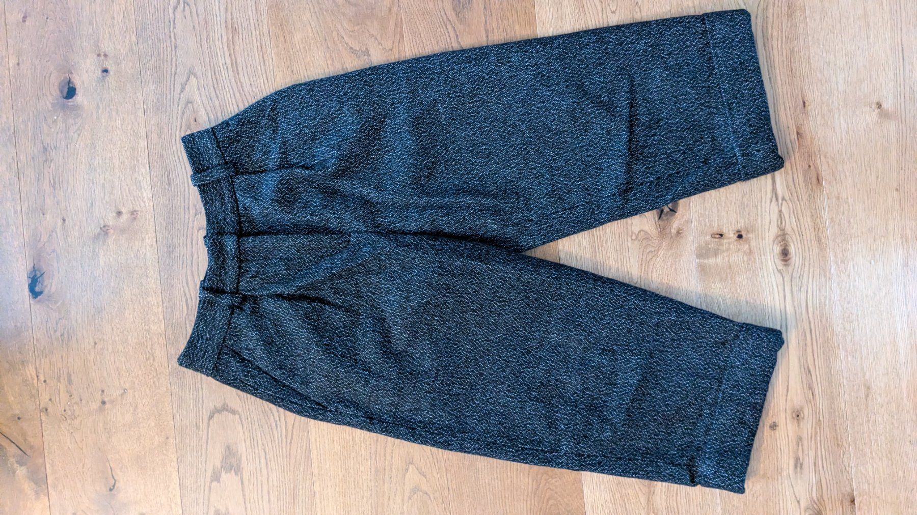Cos Pantaloni: Culotte von COS 34 aus Wolle – Usato da Heerbrugg venduto da Bkoeppel90