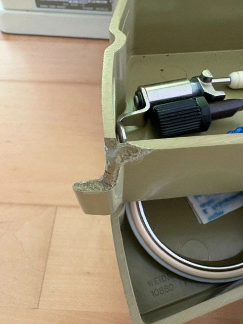Bernina Macchine da cucire: Nähmaschine Bernina record 730 mit Koffer – Usato da Schwerzenbach venduto da Freesurf1000 4