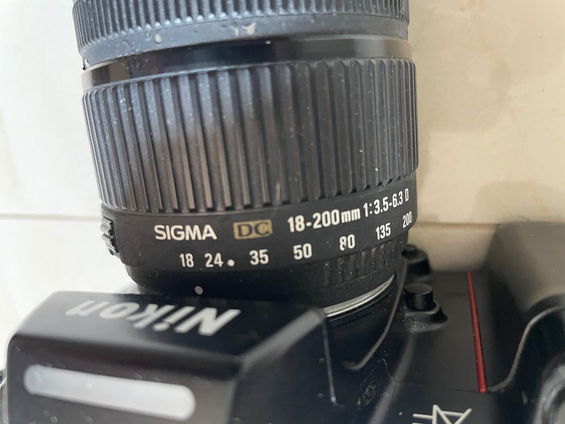 Nikon Fotocamera: Nikon F-801s + sigma 18-200 – Usato da Chavannes-Renens venduto da Gr33 1