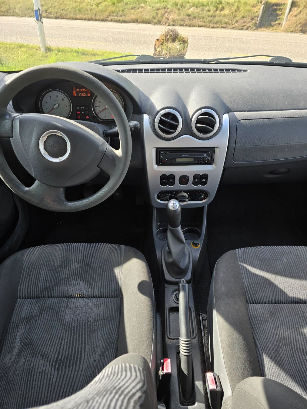 Dacia Automobili: Dacia Logan 1.6 Benzin 2010 – Usato da Laupersdorf venduto da strizini 3