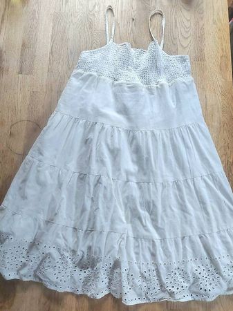 Weisses Kleid Grösse 134/140