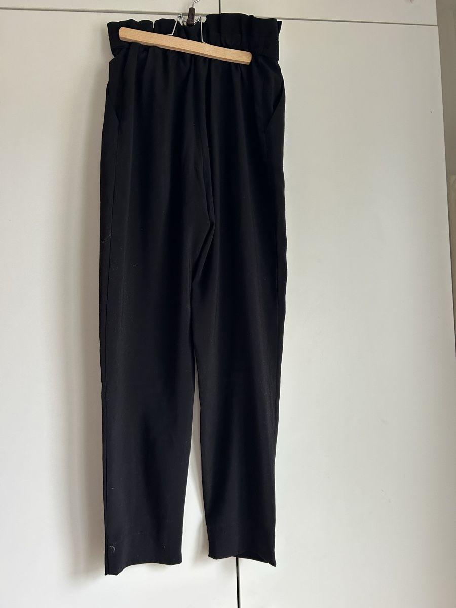 Pull&Bear Pantaloni: Schwarze elegante Hose, Grösse S – Usato da Zürich venduto da Lolaa123 1