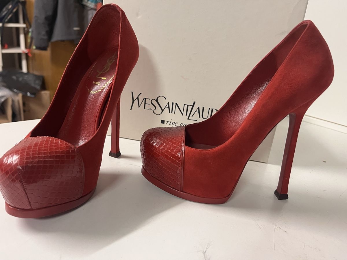 Saint Laurent Scarpe da donna: Escarpin Ysl 35 – Usato da Lausanne venduto da kamikazy 1