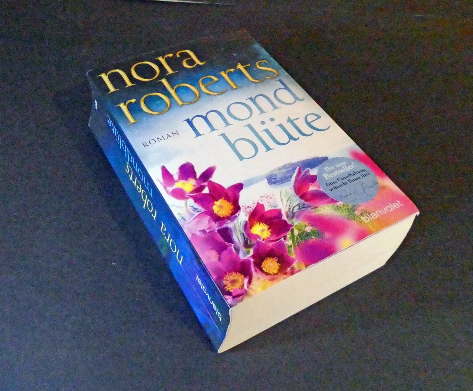 Libri: Nora Roberts: Mondblüte – Usato da Zollikofen venduto da Hci 2