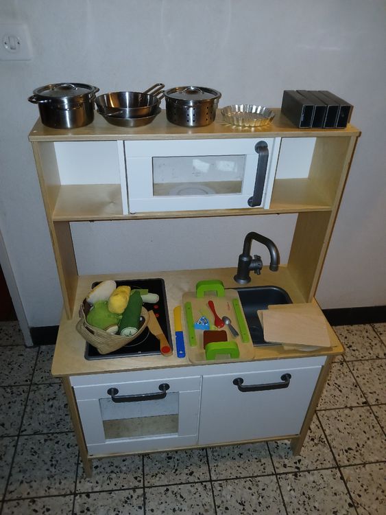 Kinderküche von Ikea mit Zubehör  6