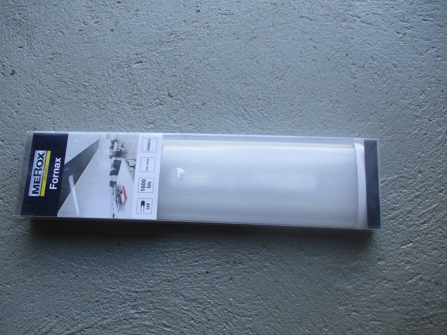 Lampen: Büroleuchte Decke LED 24 Watt – Neu und originalverpackt aus Langnau i. E. von Superseven69