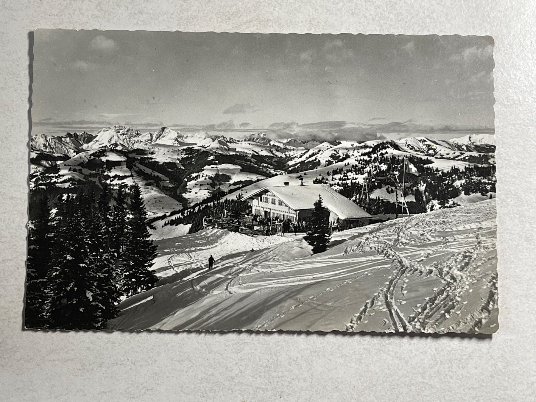 Cartoline postali: Alte Ansichtskarte Berghaus Wasserngrat Gstaad – Usato da Strengelbach venduto da Aschatan5