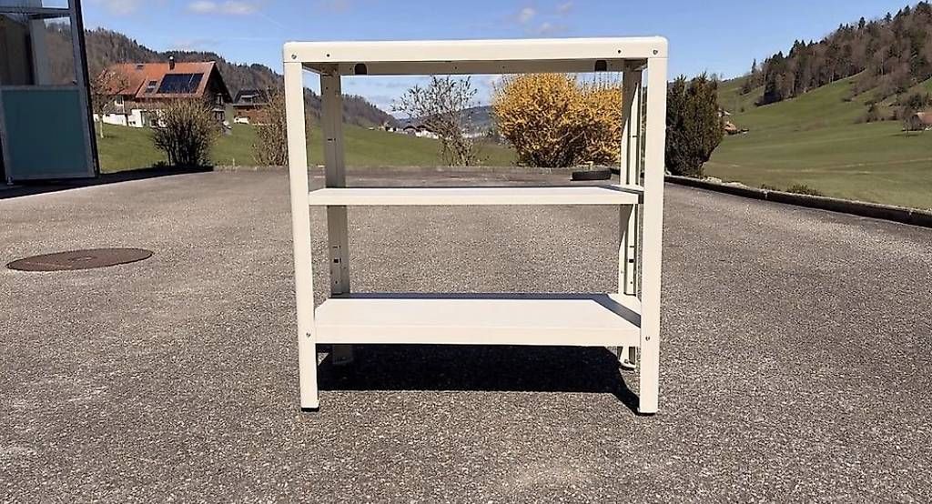 Scaffali: Robustes Gestell – Usato da Schüpfheim venduto da Calvo