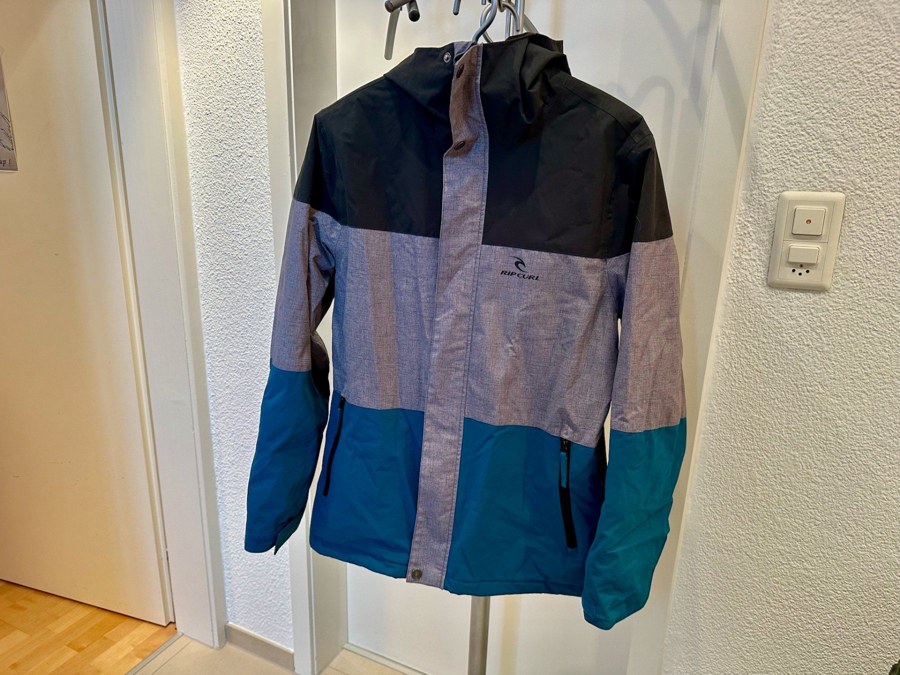 Rip Curl Giacche & Cappotti: Winterjacke der Marke Rip Curl, Gr. S / 101 – Usato da Uster venduto da Ausone
