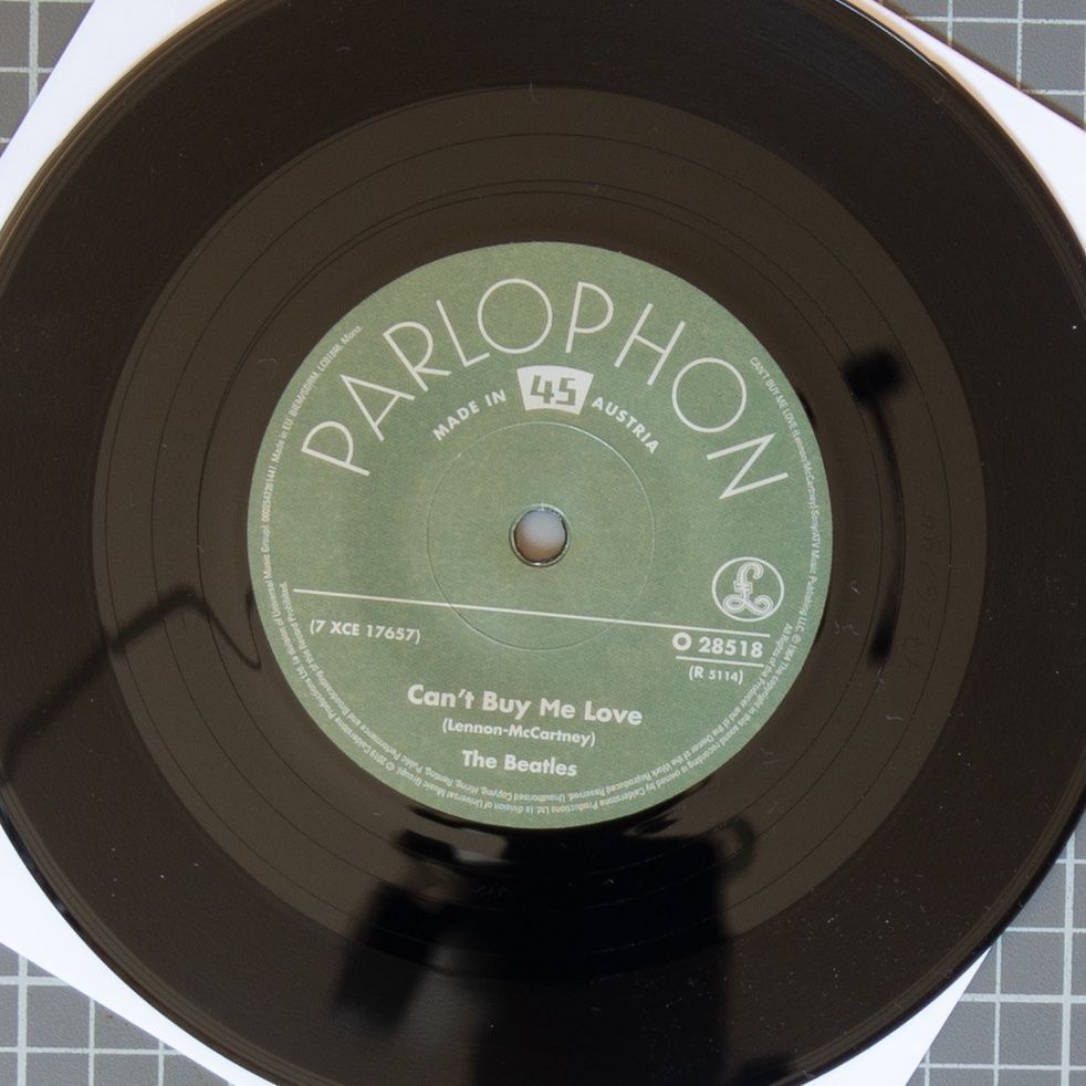 Schallplatten: 7" BEATLES can't buy me love – Neu (gemäss Beschreibung) aus Belp von Freeeme 1