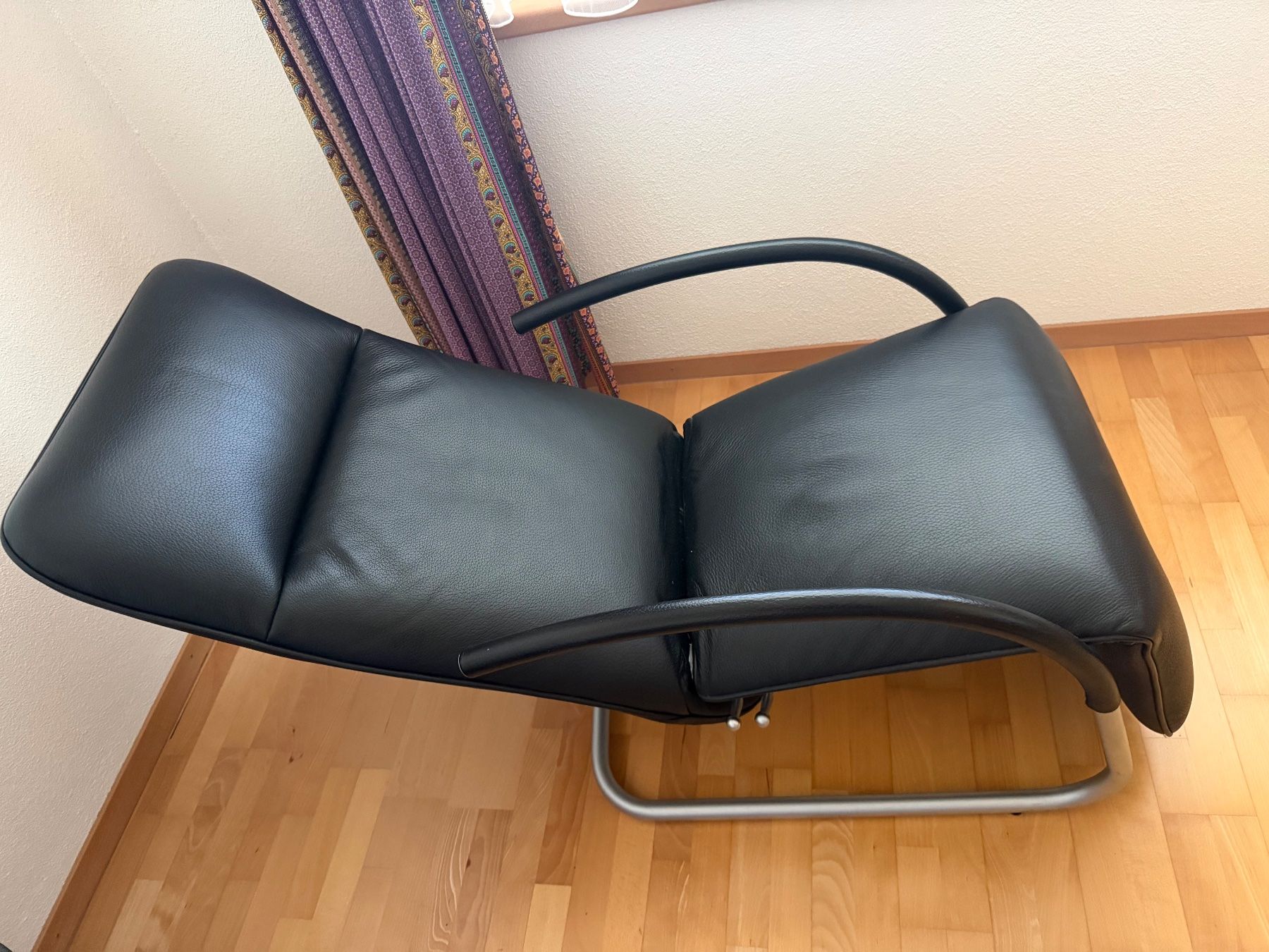Poltrone: Sessel Leder schwarz verstellbar gebraucht – Usato da Gachnang venduto da brunesia1 1