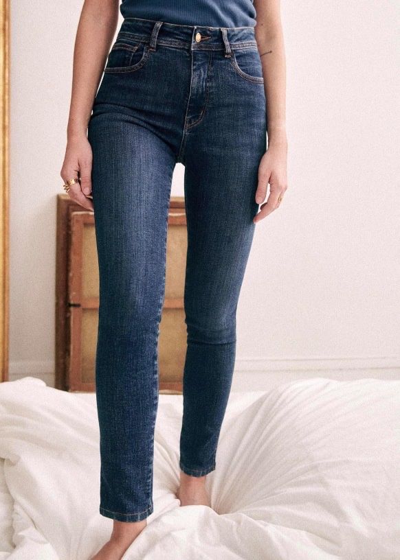 Sezane Jeans: Sezane, Le Slim jeans, Gr 25 – Gebraucht aus Davos Dorf von ari_lj79 1