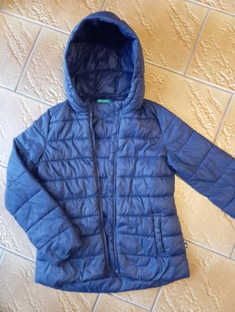 Benetton Daunenjacke Mädchen Gr. 134/140 Top Zustand