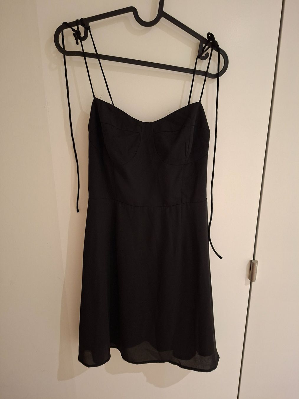 Vestiti: Schwarzes Rihoas Minikleid – Usato da Meggen venduto da mar_yzb2