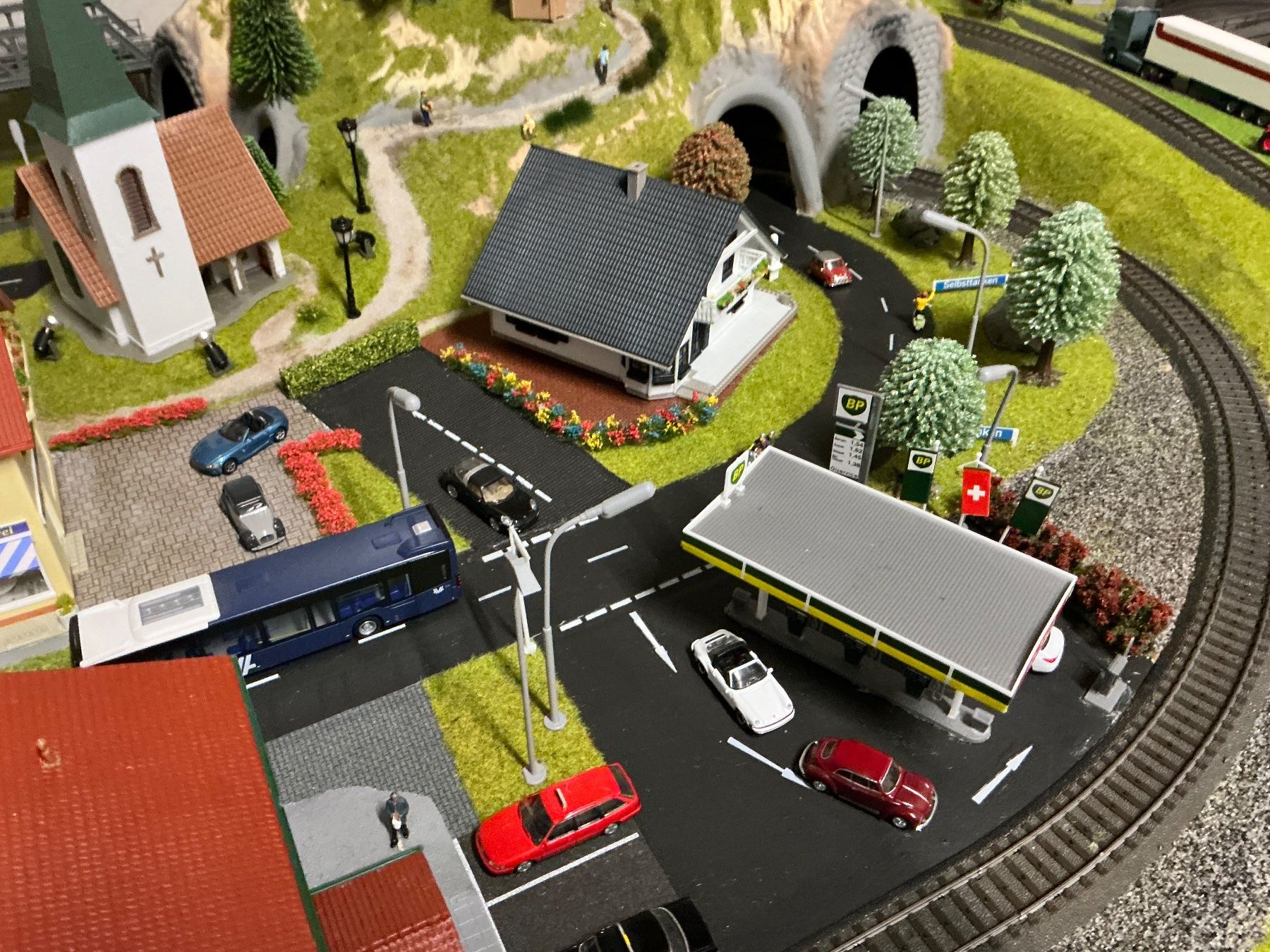 Märklin Modelleisenbahnen: Fertiggelände  H0, Wechselstrom – Gebraucht aus Holziken von Keybo 5