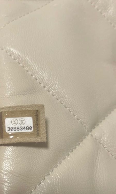 Chanel Taschen für Damen: Chanel 19 Small Creme Leder Top Zustand – Neu (gemäss Beschreibung) aus Bassersdorf von habibi06 8