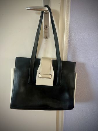 Max elegante Max Mara Ledertasche