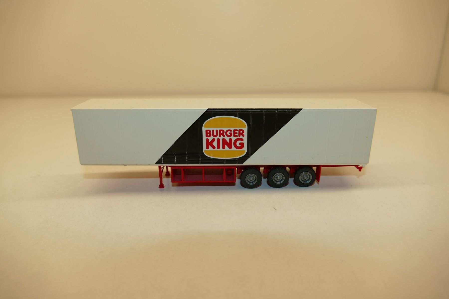 Roco Modellini di ferrovie: Roco H0: Trailer Burger King – Usato da Niederhasli venduto da rail-duerst 1