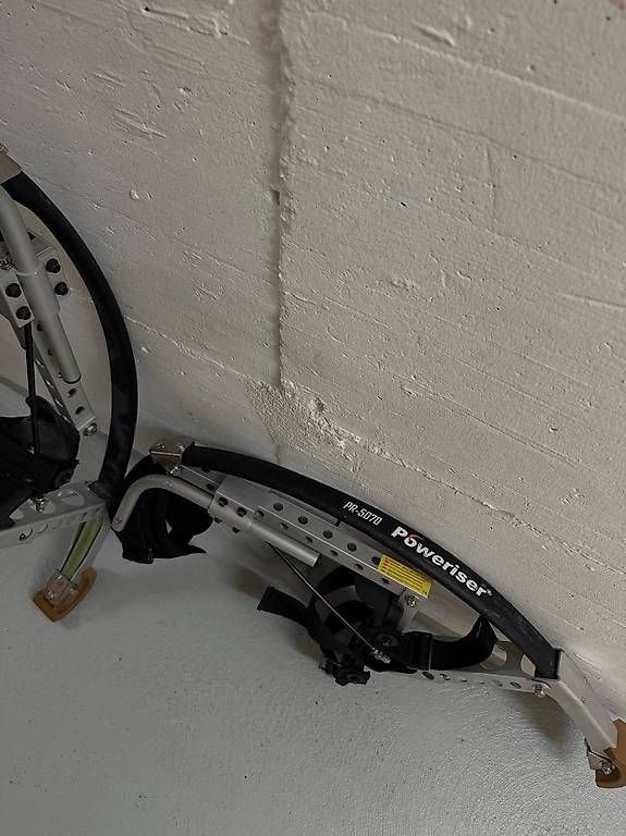 Hometrainer: Poweriser PR 7050 Sprungstelzen – Gebraucht aus Buchs SG von Kasben 1