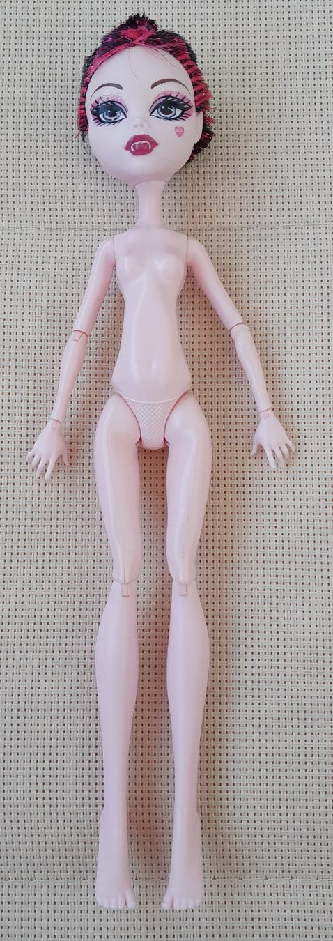 Puppen: Draculaura – Gebraucht aus Alchenflüh von roh_6xk8 1