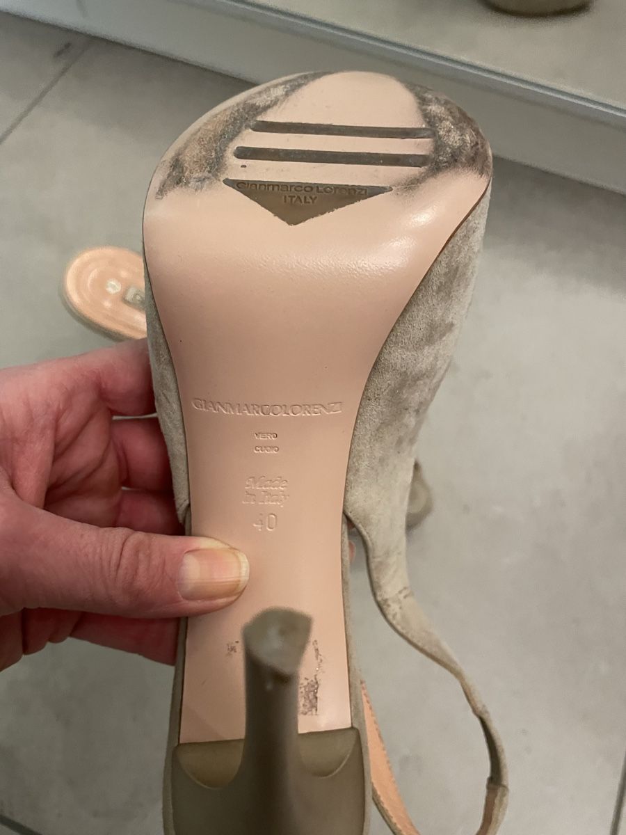 Damenschuhe: Pumps – Gebraucht aus Zunzgen von mel_y6w2 2