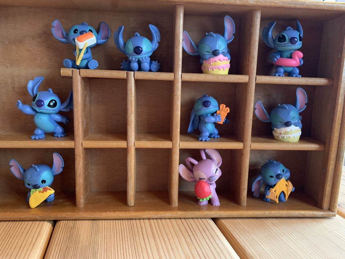Figuren: Disney Stitch Figuren Set – Gebraucht aus Gansingen von per_h7lz 1
