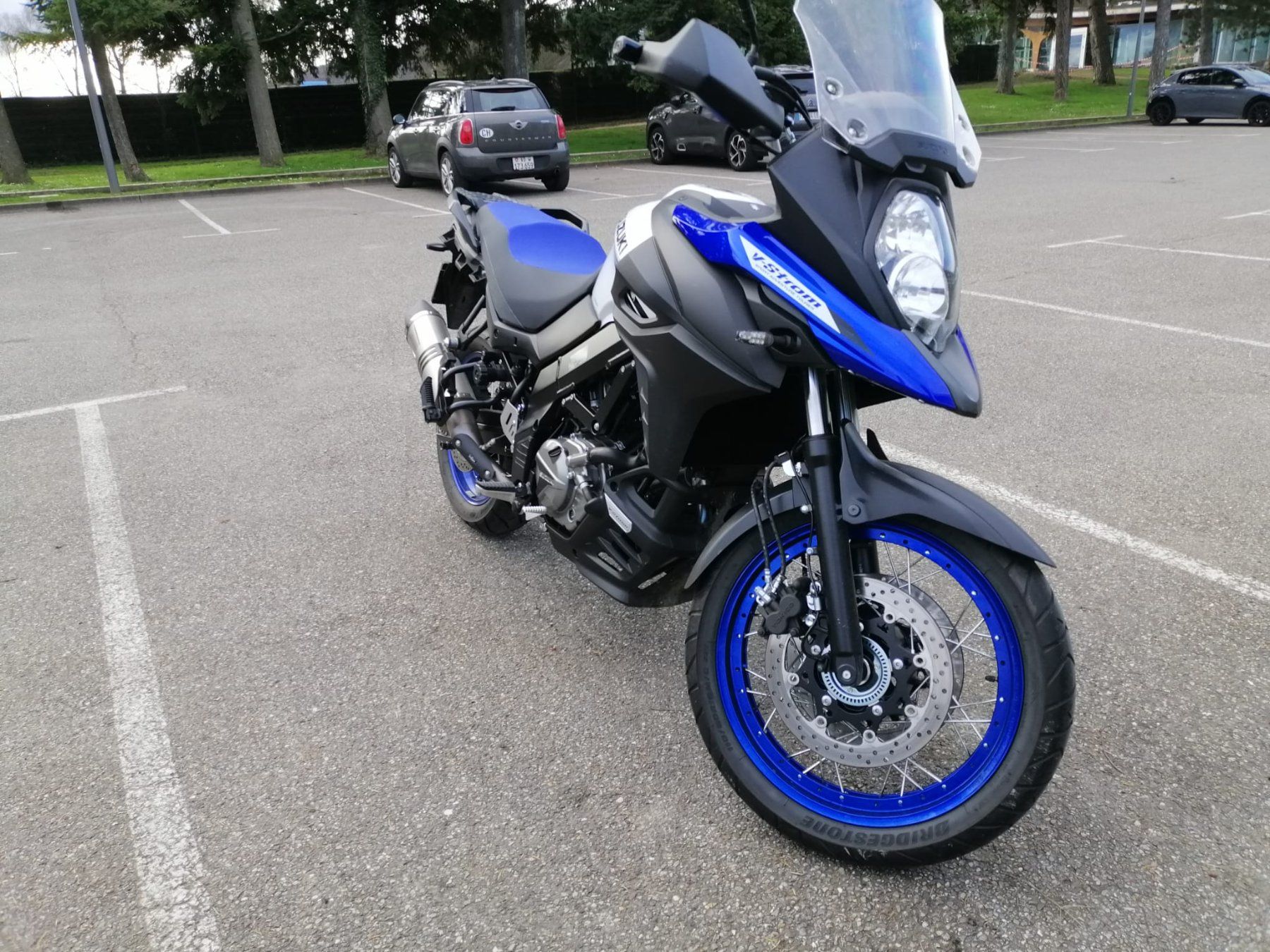 Suzuki Touring: Suzuki V-Strom 650 XT V2 07/2025 – Gebraucht aus Genève von tremmetri